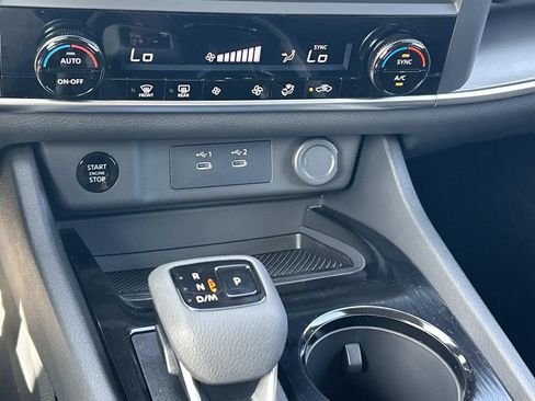 New 2026 Nissan Rogue SV AWD/4WD image 33