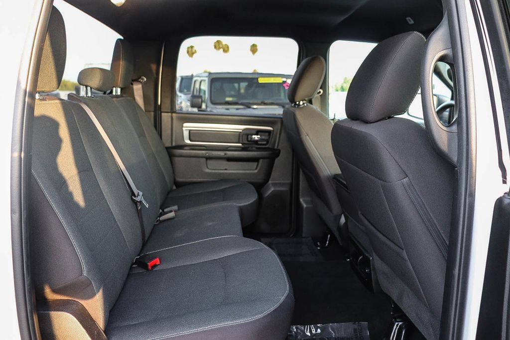 Used 2024 RAM 1500 Warlock RWD image 18