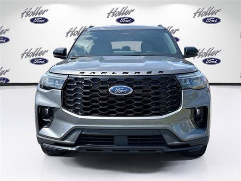 Certified 2025 Ford Explorer ST-Line w/ ST-Line Street Pack AWD/4WD image 2
