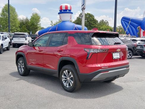 New 2026 Chevrolet Equinox LT FWD image 5