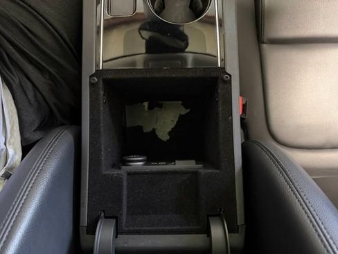 Used 2017 Jaguar F-PACE AWD/4WD image 43