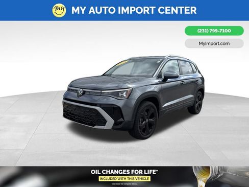 Used 2025 Volkswagen Taos SEL w/ Black Wheel Plus Package AWD/4WD image 3