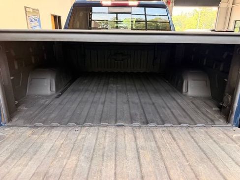 Used 2019 Chevrolet Silverado 1500 LT w/ All-Star Edition AWD/4WD image 10