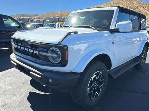 New 2025 Ford Bronco Outer Banks image 7