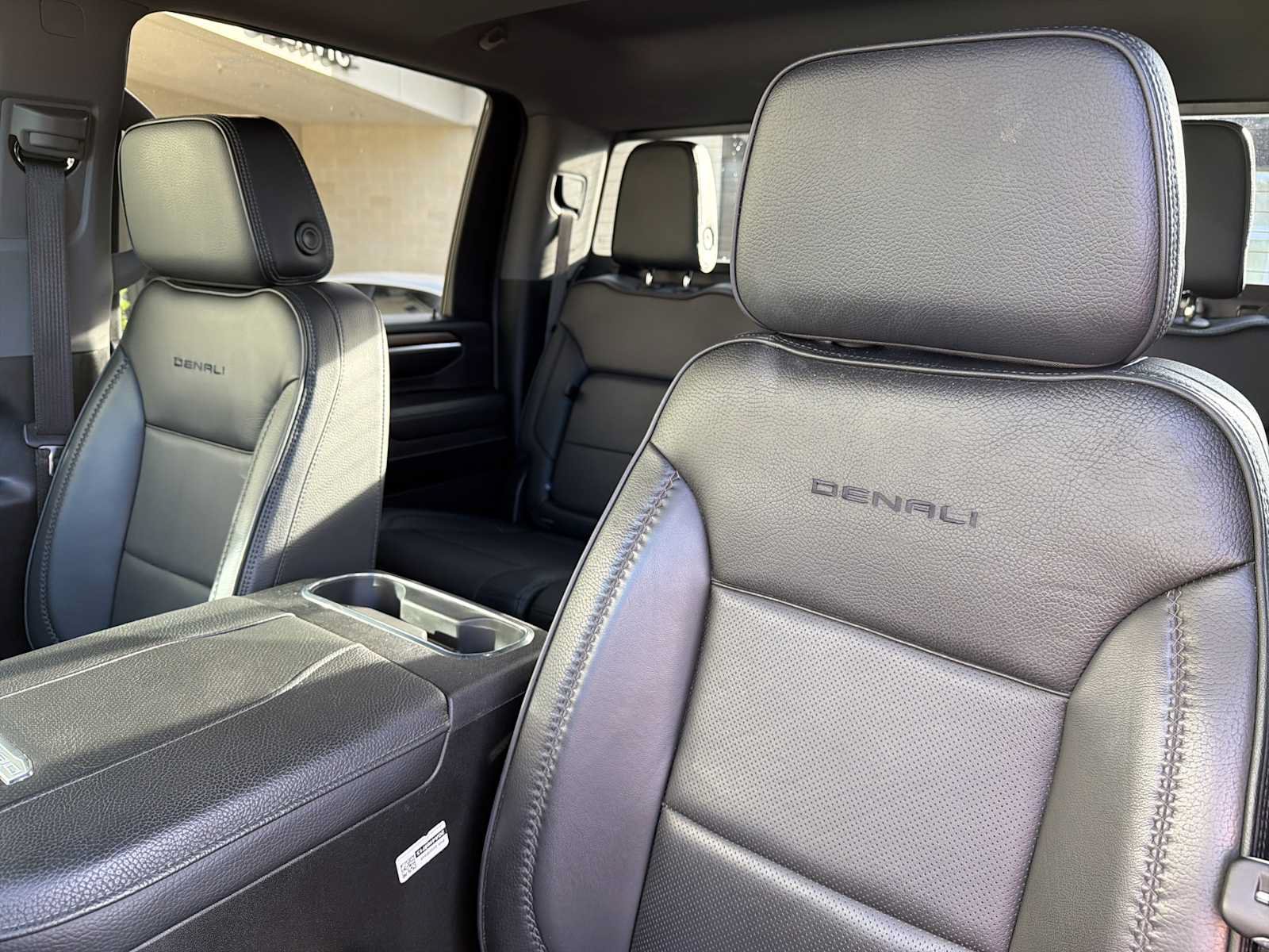 Used 2024 GMC Sierra 2500 Denali w/ Denali Reserve Package AWD/4WD image 20