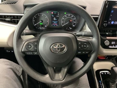 Used 2025 Toyota Corolla LE w/ LE Premium Package AWD/4WD image 13