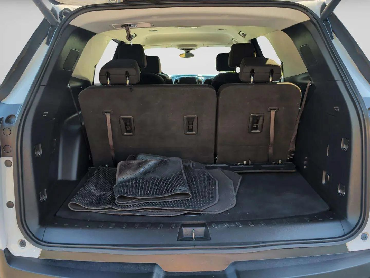 Used 2020 Chevrolet Traverse LT AWD/4WD image 33