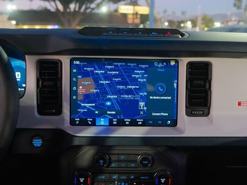 Used 2025 Ford Bronco Heritage Edition image 14