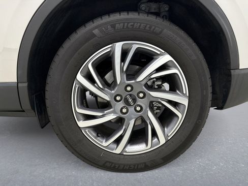 Used 2024 Lincoln Corsair AWD w/ Equipment Group 101A image 21