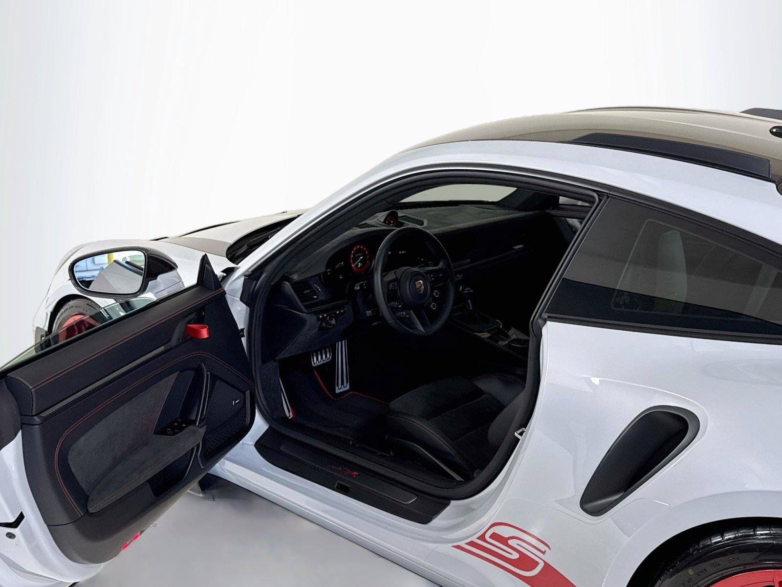 Used 2025 Porsche 911 GT3 RS RWD image 12