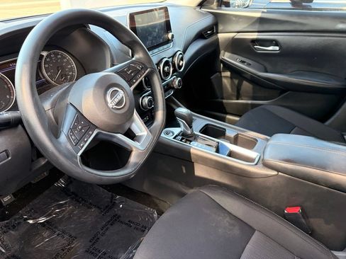 Certified 2025 Nissan Sentra SV w/ Trunk Package FWD image 18