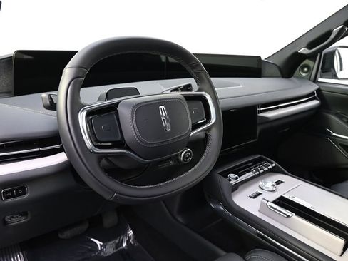 New 2026 Lincoln Navigator Reserve w/ Jet Appearance Package image 11