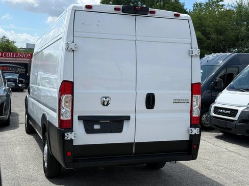 Used 2023 RAM ProMaster 3500 w/ Driver Convenience Group FWD image 9