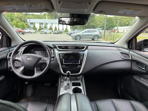 Used 2024 Nissan Murano SV w/ SV Midnight Edition Package AWD/4WD image 8