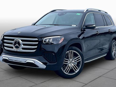 Used 2026 Mercedes-Benz GLS 450 4MATIC image 1