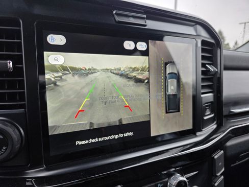 New 2026 Ford F250 Lariat w/ Black Appearance Package image 20