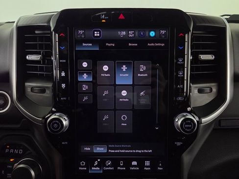 New 2026 RAM 1500 4x4 Crew Cab image 20