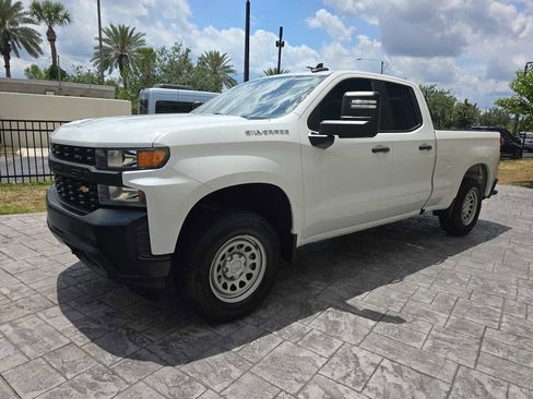 Used 2021 Chevrolet Silverado 1500 W/T w/ WT Value Package AWD/4WD image 9