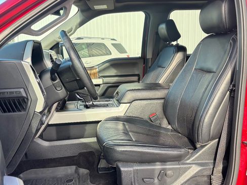 Certified 2019 Ford F150 Lariat w/ Equipment Group 502A Luxury image 23