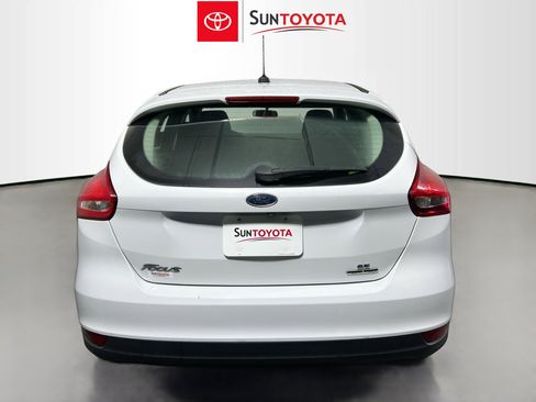 Used 2015 Ford Focus SE image 5