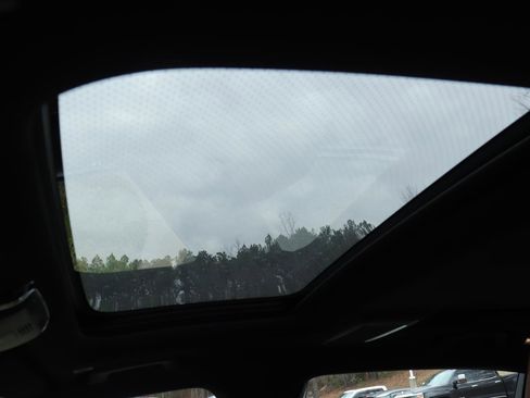 Used 2020 BMW 750i xDrive image 23