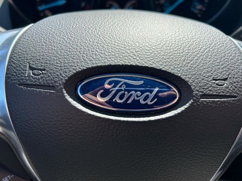 Used 2016 Ford Escape SE w/ SE Leather Comfort Package image 20