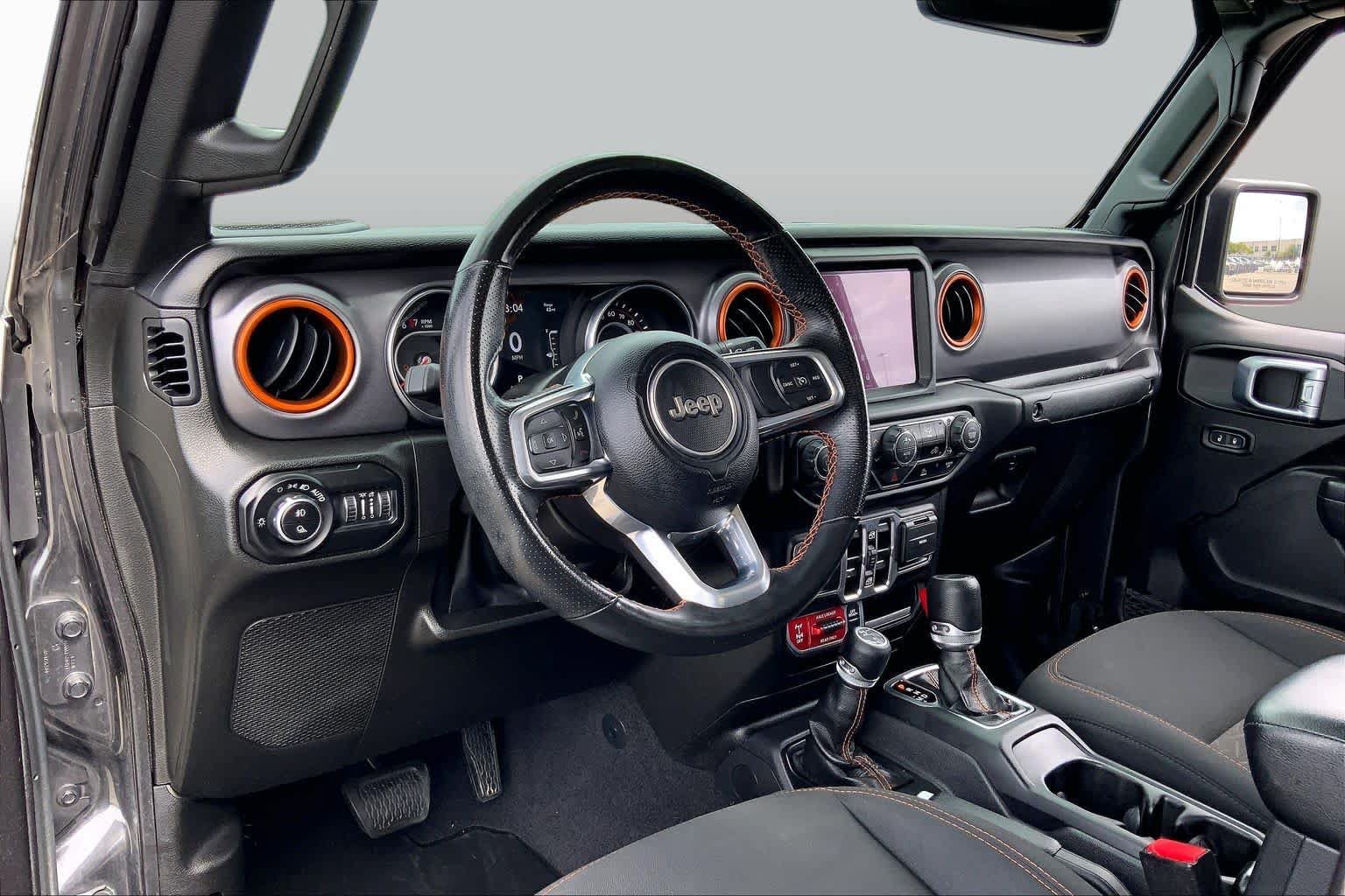 Used 2022 Jeep Gladiator Mojave w/ Dual Top Group AWD/4WD image 17