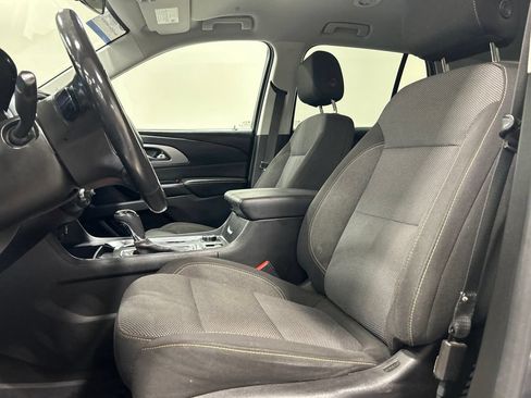 Used 2019 Chevrolet Traverse LT AWD/4WD image 11