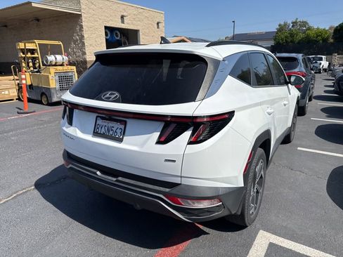 Certified 2022 Hyundai Tucson SEL w/ Convenience Package AWD/4WD image 3