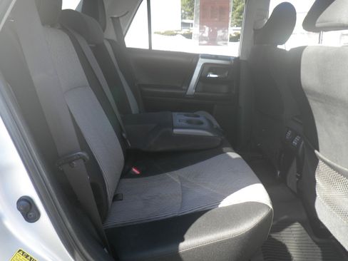 Used 2017 Toyota 4Runner SR5 image 22