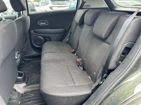 Used 2018 Honda HR-V EX image 16