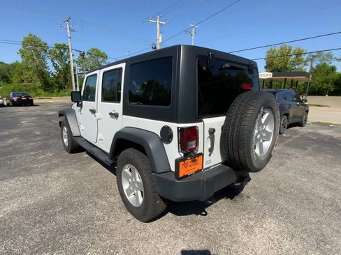 Used 2015 Jeep Wrangler Unlimited Sport w/ Quick Order Package 24S AWD/4WD image 6