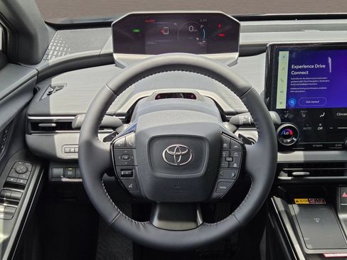 Used 2026 Toyota C-HR AWD/4WD image 16