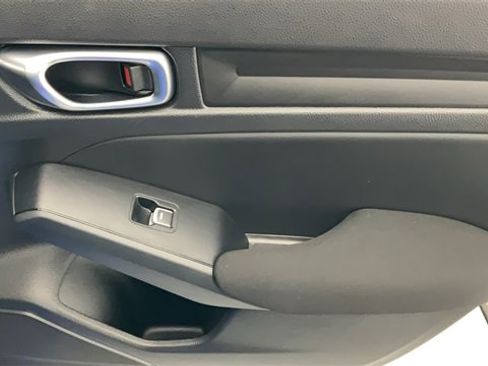 Used 2023 Honda Civic Sport image 26