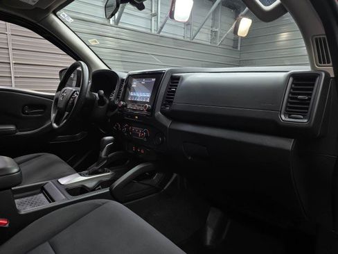 Used 2022 Nissan Frontier S w/ Technology Package AWD/4WD image 13
