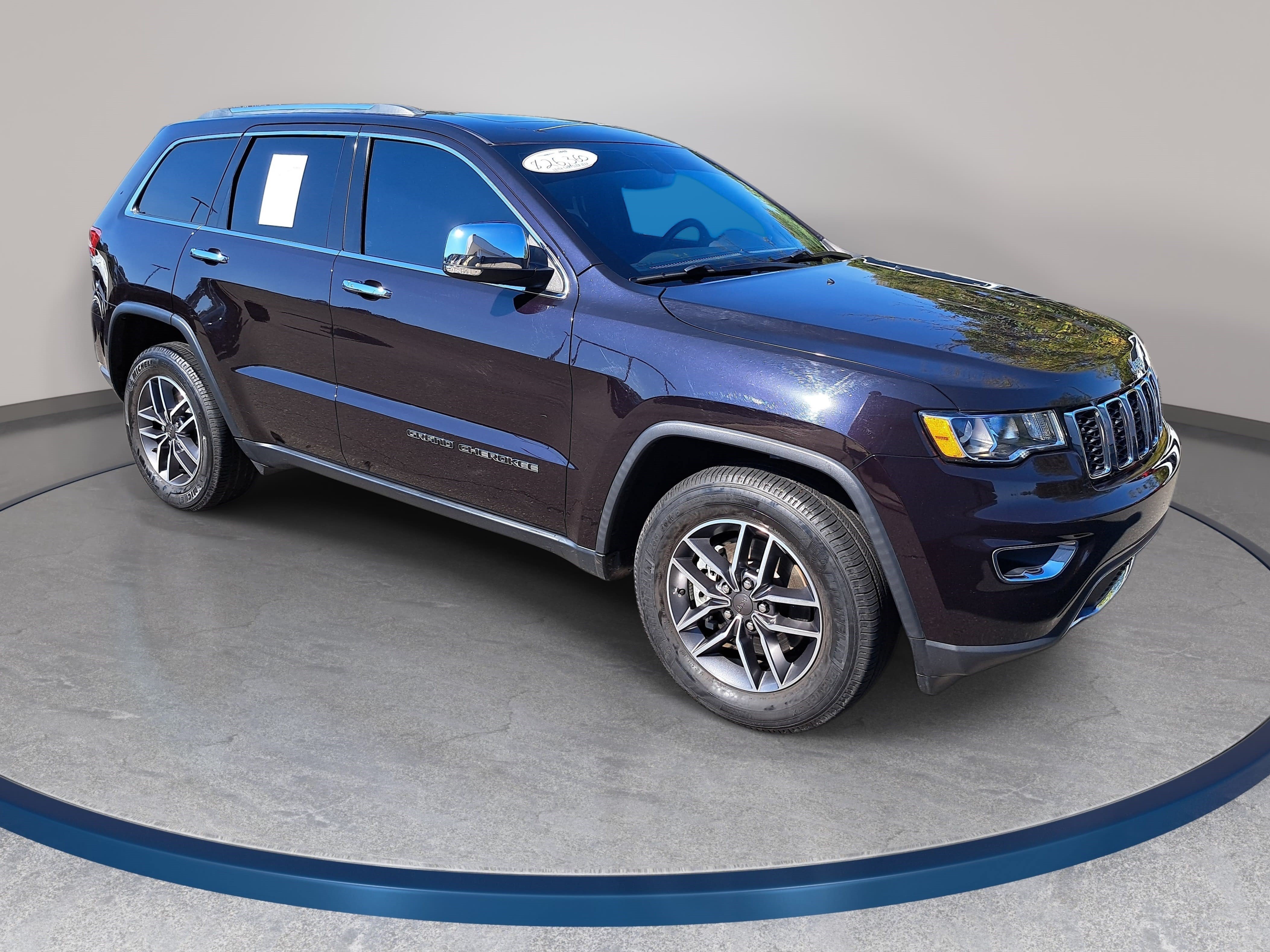 Used 2021 Jeep Grand Cherokee Limited RWD image 3