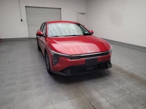 Used 2025 Kia K4 FWD image 14
