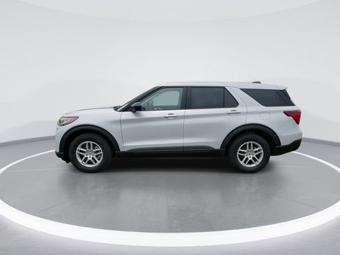 New 2026 Ford Explorer Active RWD image 5