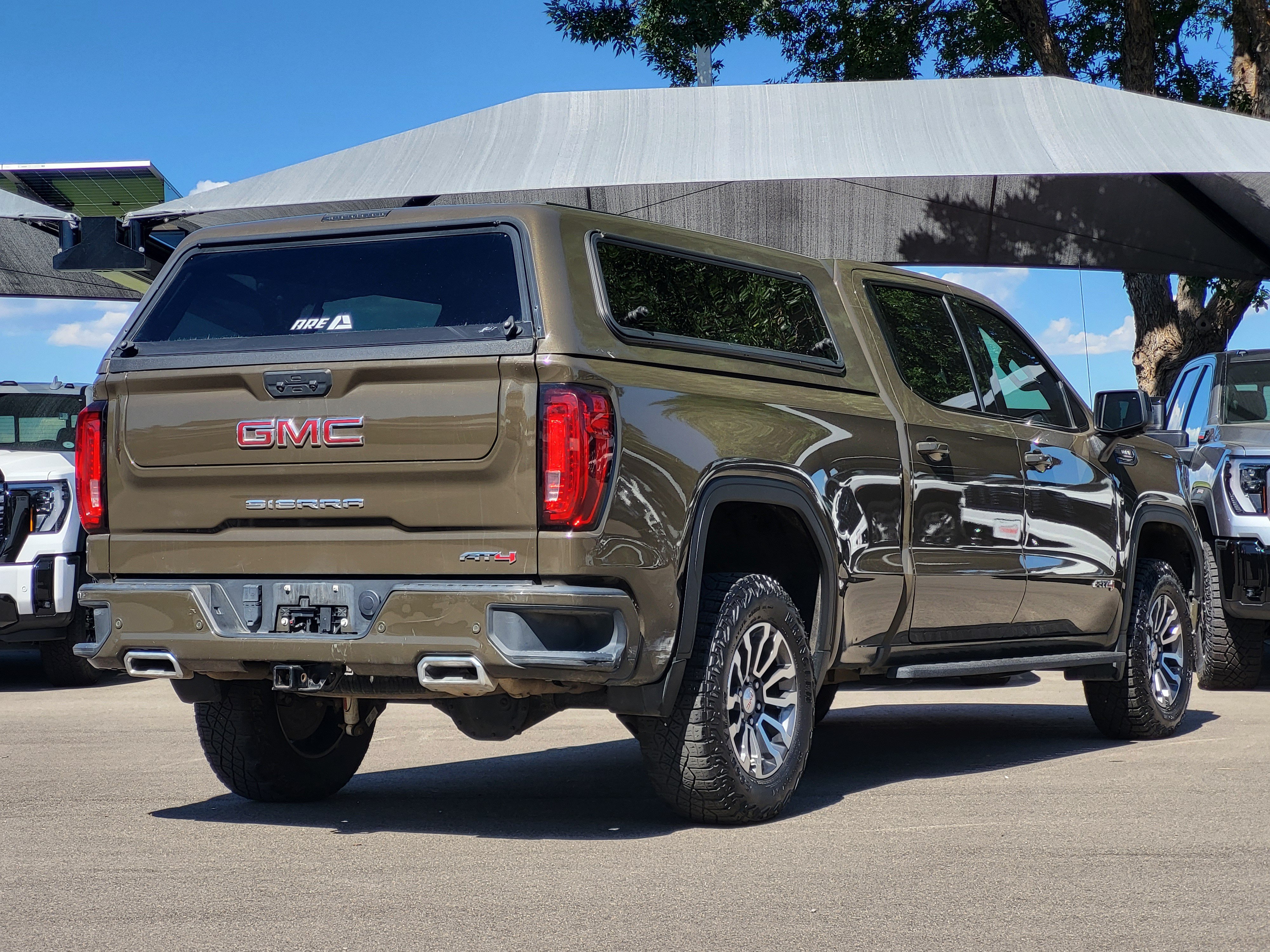 Certified 2023 GMC Sierra 1500 AT4 w/ AT4 Premium Package AWD/4WD image 7