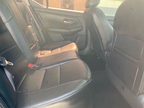 Used 2021 Nissan Sentra SR w/ SR Premium Package FWD image 19