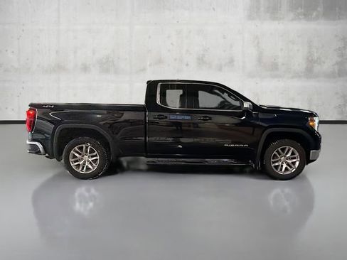 Used 2020 GMC Sierra 1500 SLE w/ SLE Convenience Package image 4
