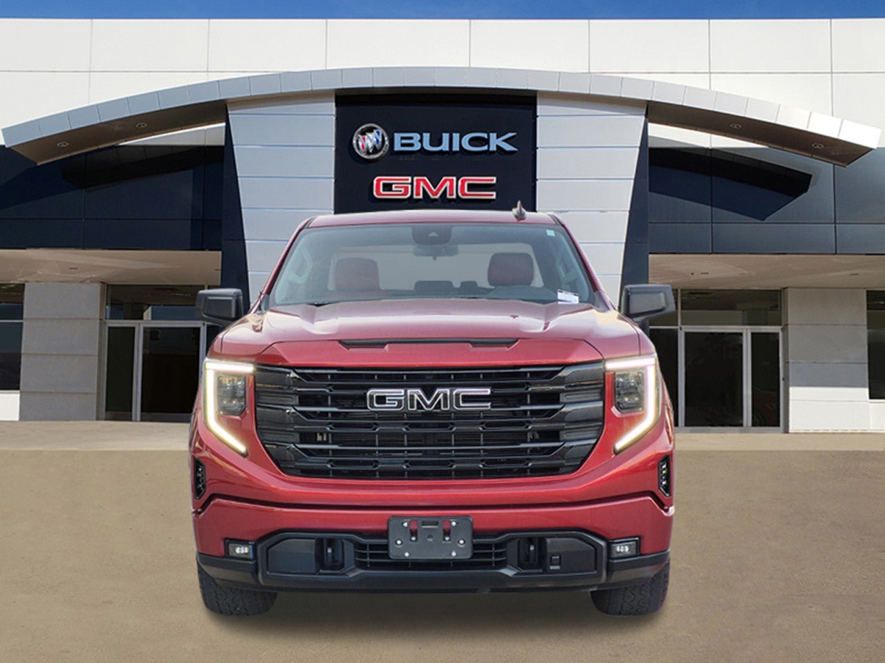 Used 2024 GMC Sierra 1500 Elevation AWD/4WD image 2