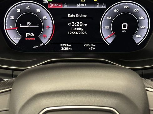 Used 2025 Audi Q5 2.0T Premium Plus w/ Premium Plus Package image 19