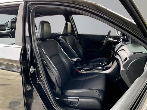 Used 2016 Honda Accord Sport image 25