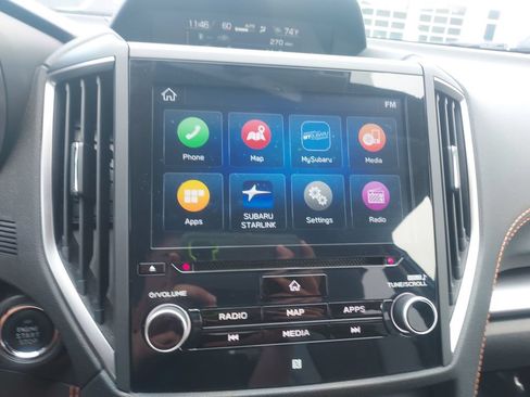 Used 2019 Subaru Crosstrek 2.0i Limited w/ Moonroof Package w/Navigation AWD/4WD image 13