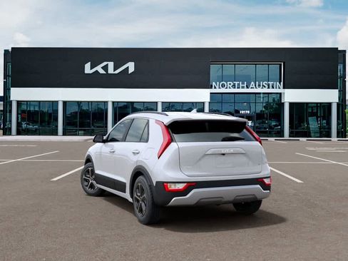 New 2026 Kia Niro LX FWD image 4