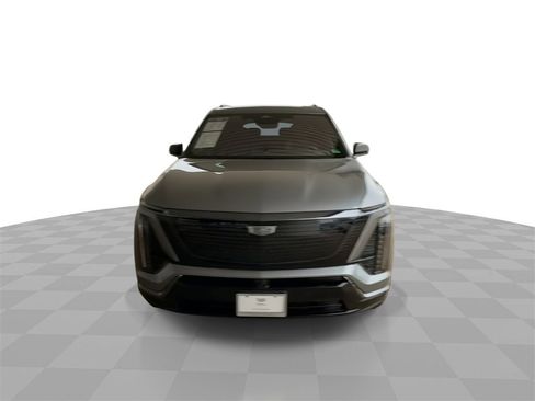 Certified 2026 Cadillac Vistiq Sport image 3