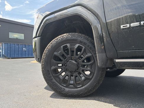 Used 2026 GMC Sierra 2500 Denali Ultimate AWD/4WD image 15
