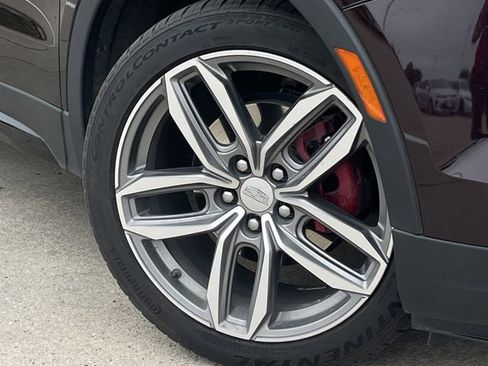 Used 2021 Cadillac XT4 Sport w/ Cold Weather Package FWD image 9