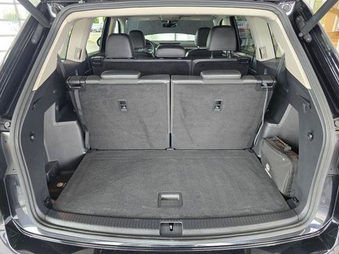 Used 2021 Volkswagen Atlas SE w/ Towing Package AWD/4WD image 15